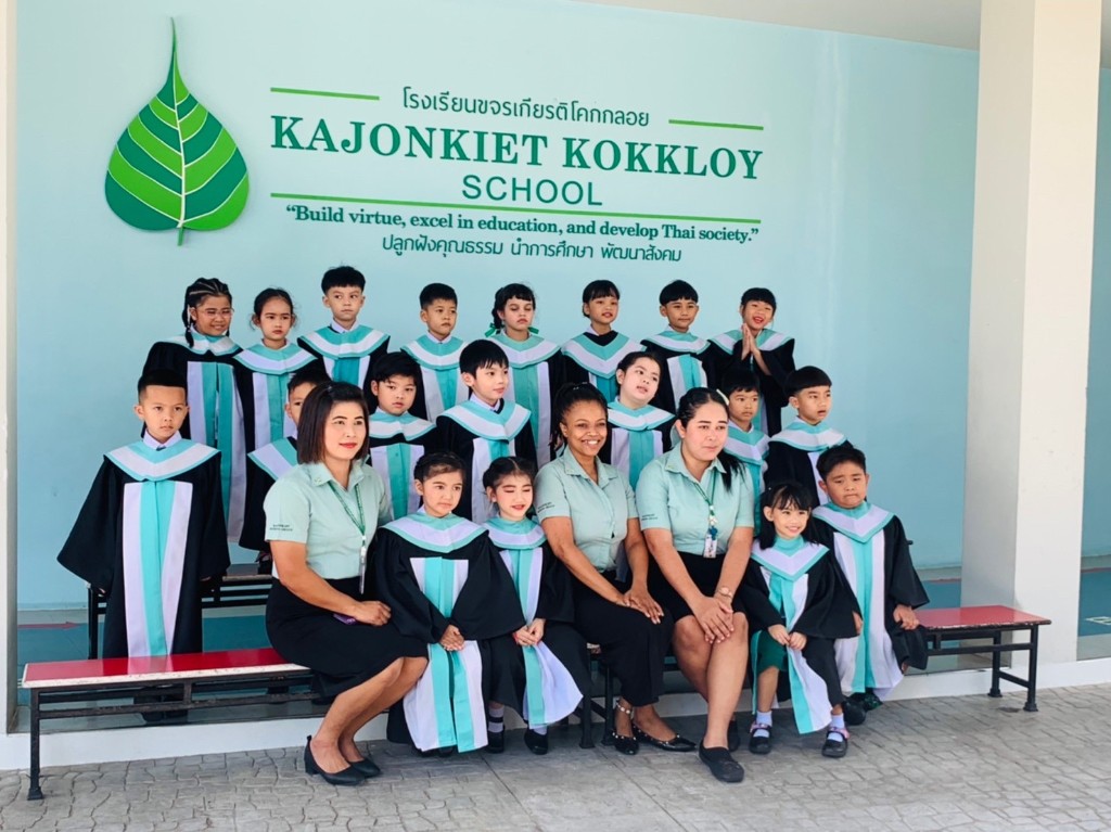 Teachers and students at Kajonkiet Kokkloy School in Thailand
